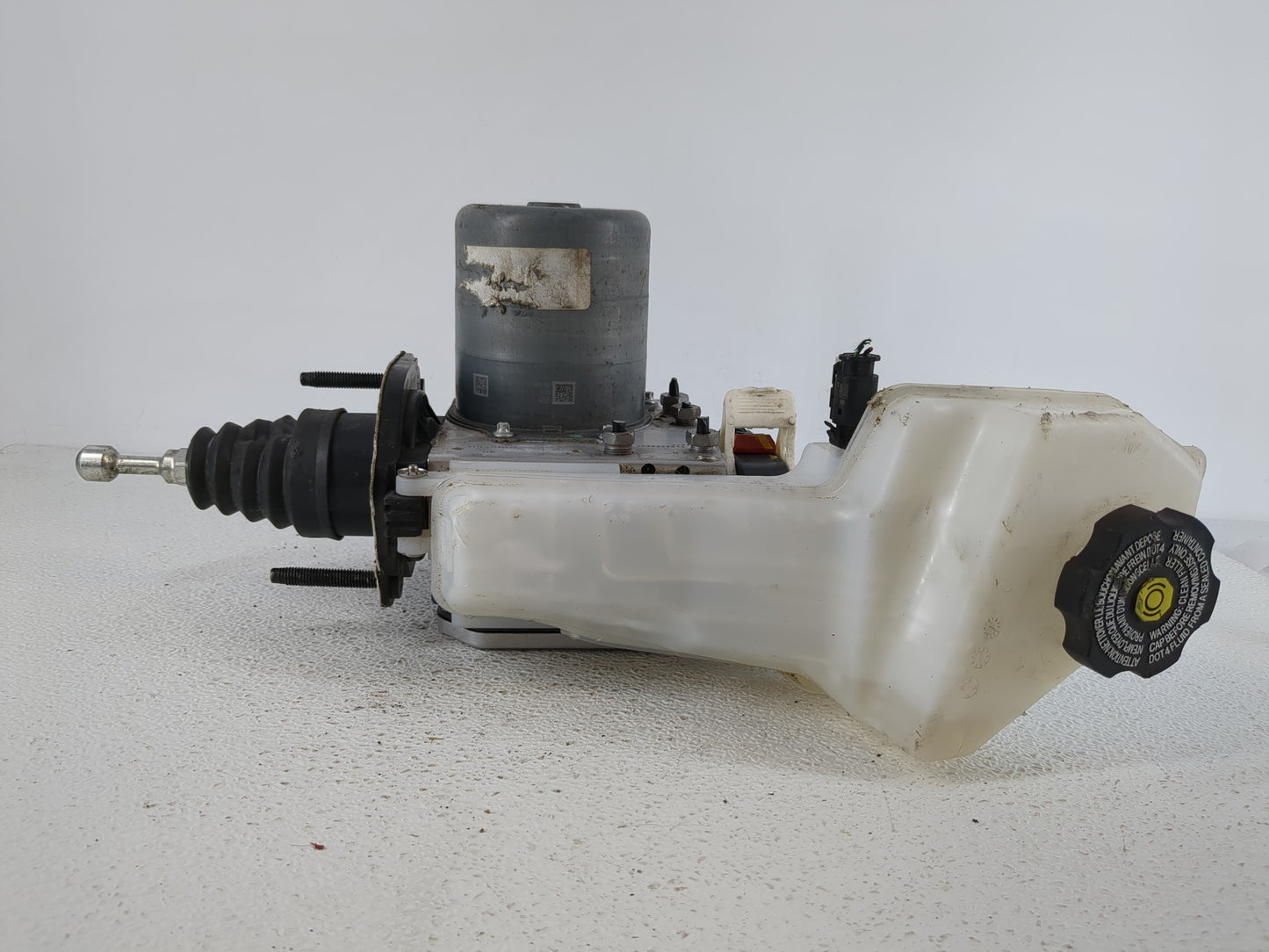 2023 Cadillac Ct5 ABS Pump Control Module Replacement P/N:86323847 Fits OEM Used Auto Parts - Oemusedautoparts1.com