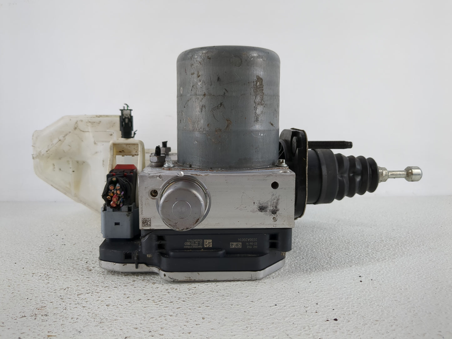 2023 Cadillac Ct5 ABS Pump Control Module Replacement P/N:86323847 Fits OEM Used Auto Parts - Oemusedautoparts1.com