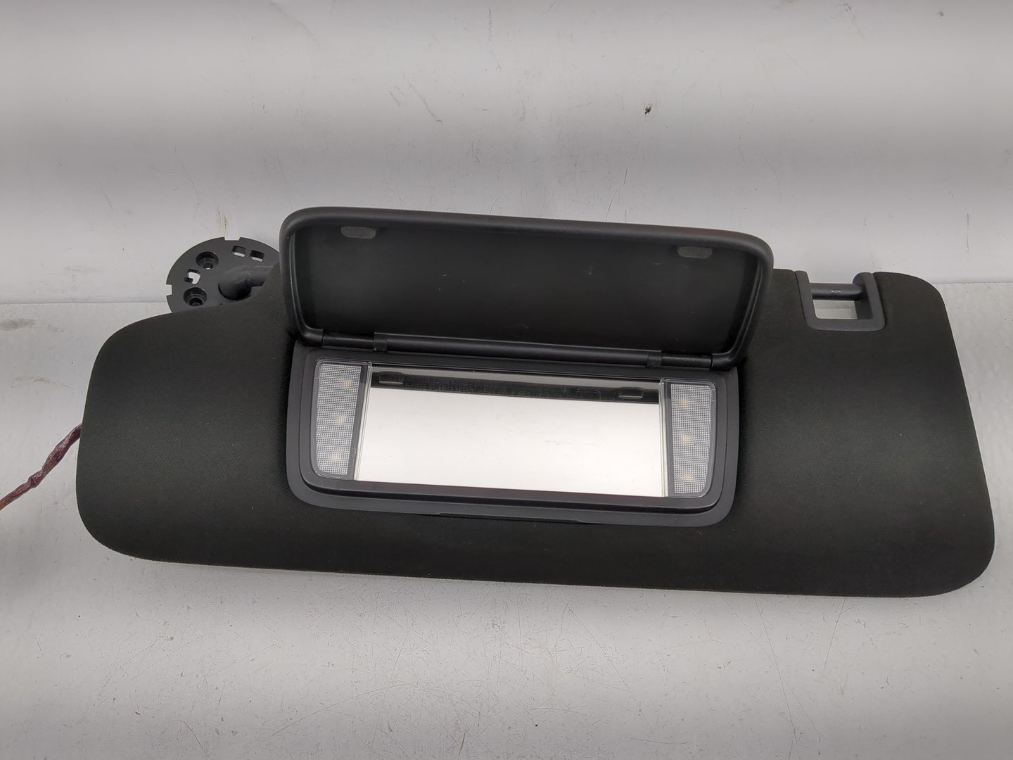 2020 Cadillac Ct5 Sun Visor Shade Replacement Driver Left Mirror Fits OEM Used Auto Parts - Oemusedautoparts1.com