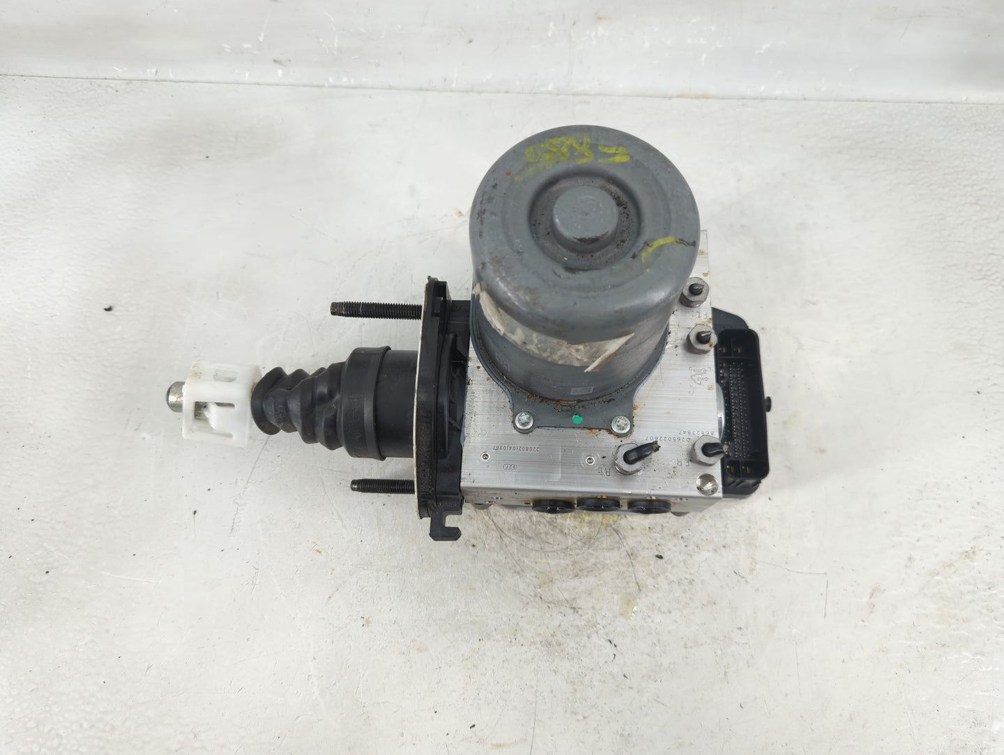 2023 Cadillac Ct5 ABS Pump Control Module Replacement P/N:86823847 Fits OEM Used Auto Parts - Oemusedautoparts1.com