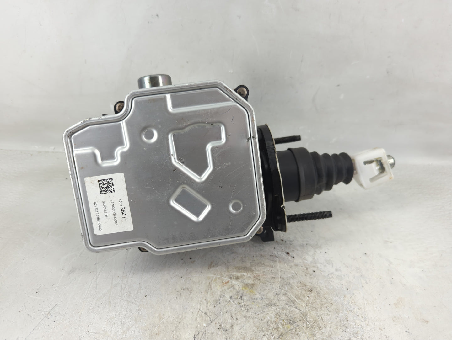 2023 Cadillac Ct5 ABS Pump Control Module Replacement P/N:86823847 Fits OEM Used Auto Parts - Oemusedautoparts1.com