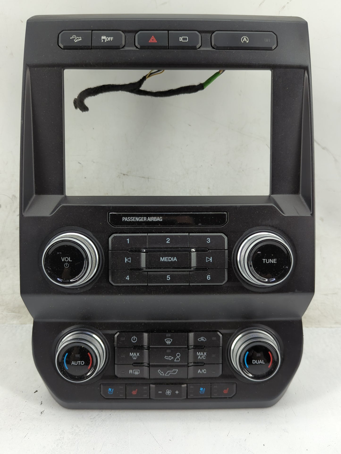 2023 Cadillac Lyriq Climate Control Module Temperature AC/Heater Replacement P/N:KL3T-18E245-BDD 17027593-04 Fits OEM Used A