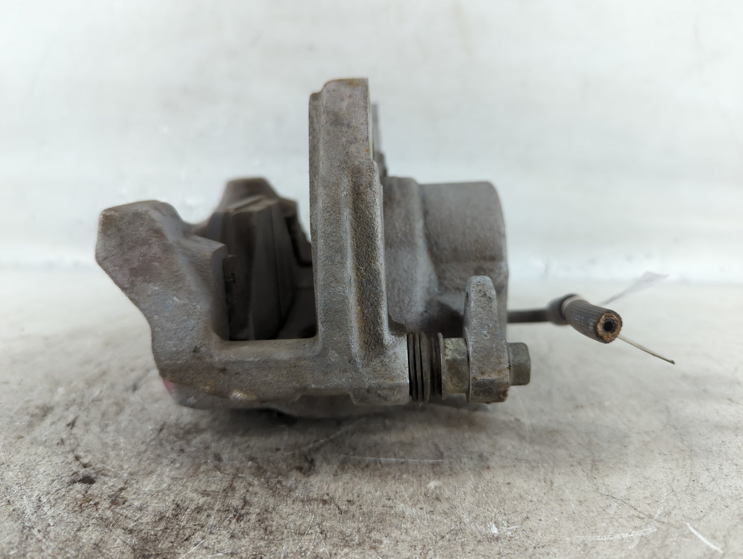 2020-2020 Cadillac Xt4 Front Passenger Right Brake Caliper - Oemusedautoparts1.com