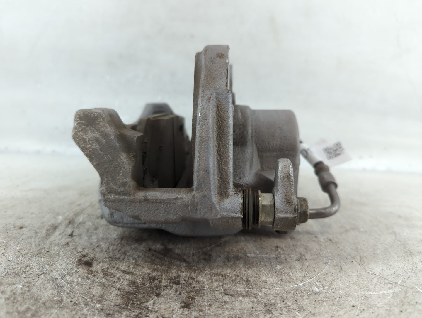 2019-2020 Cadillac Xt4 Front Passenger Right Brake Caliper - Oemusedautoparts1.com