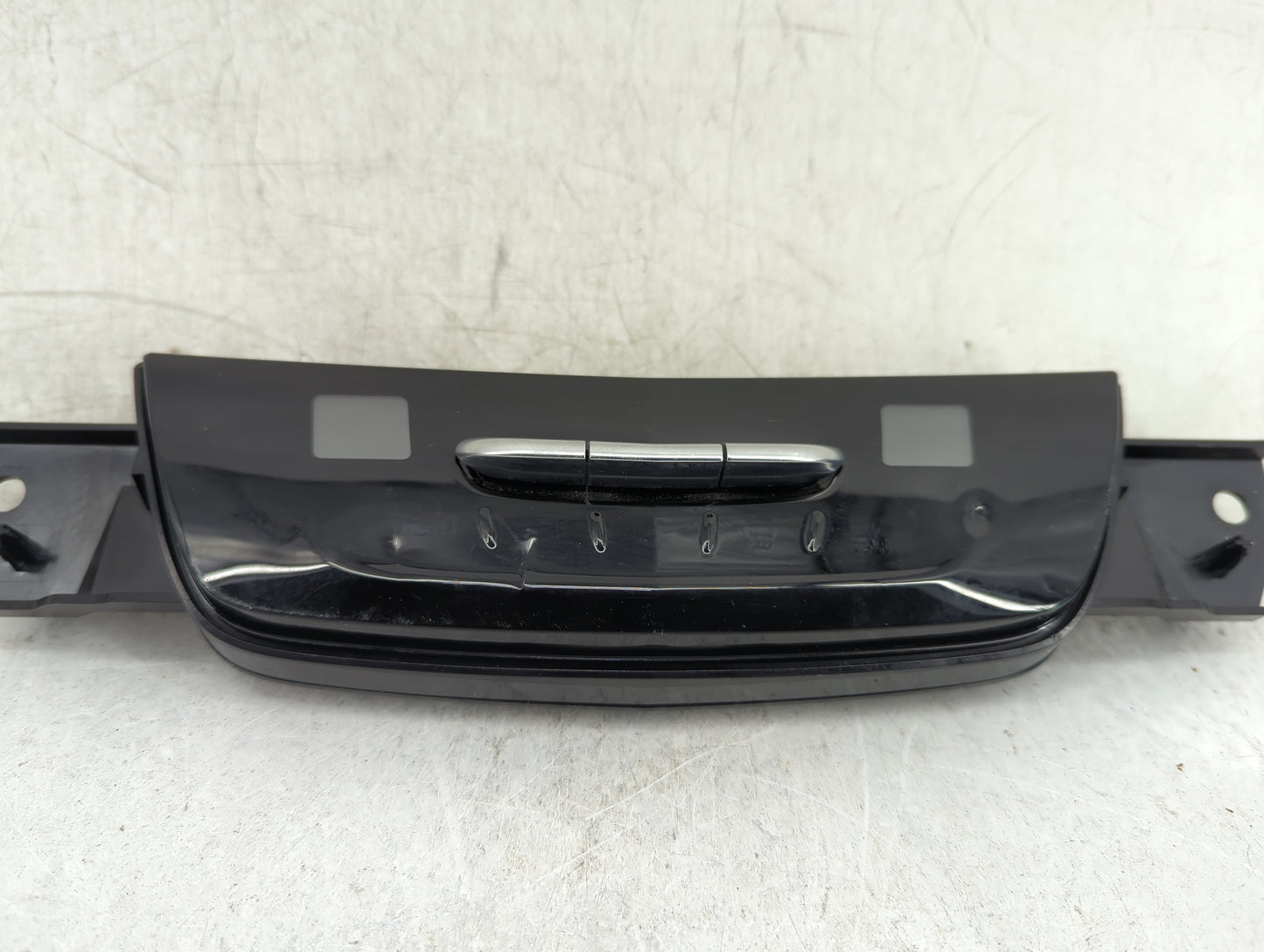 2023 Cadillac Xt5 Climate Control Module Temperature AC/Heater Replacement P/N:84295779 Fits OEM Used Auto Parts - Oemusedau