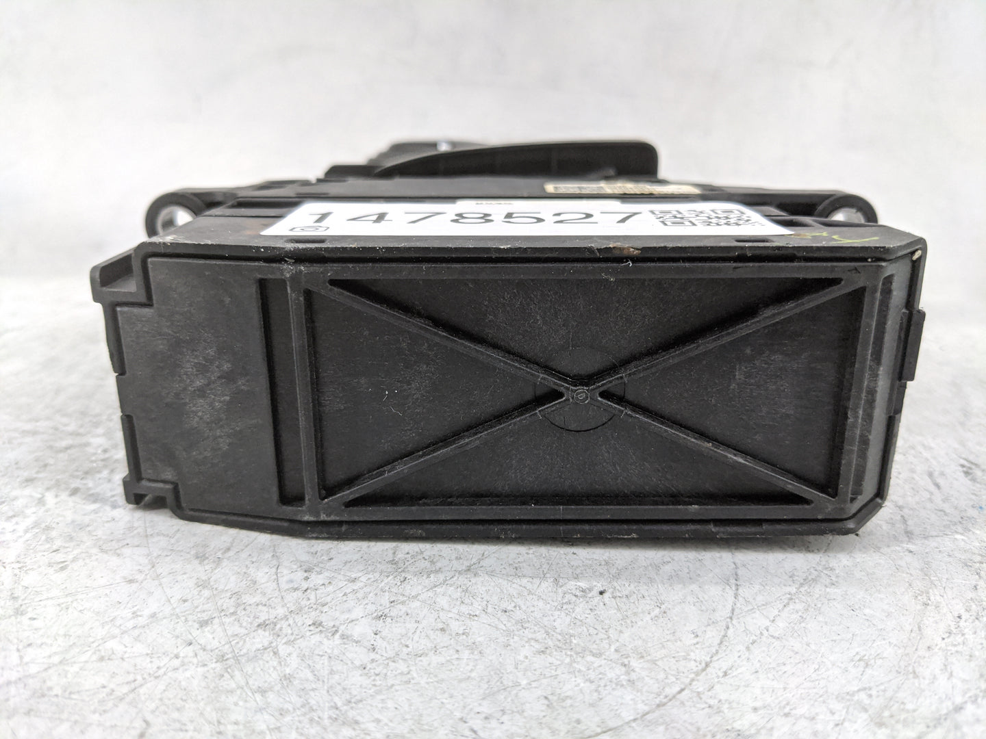 2023 Cadillac Xt5 Floor Console Assembly Shifter - Oemusedautoparts1.com