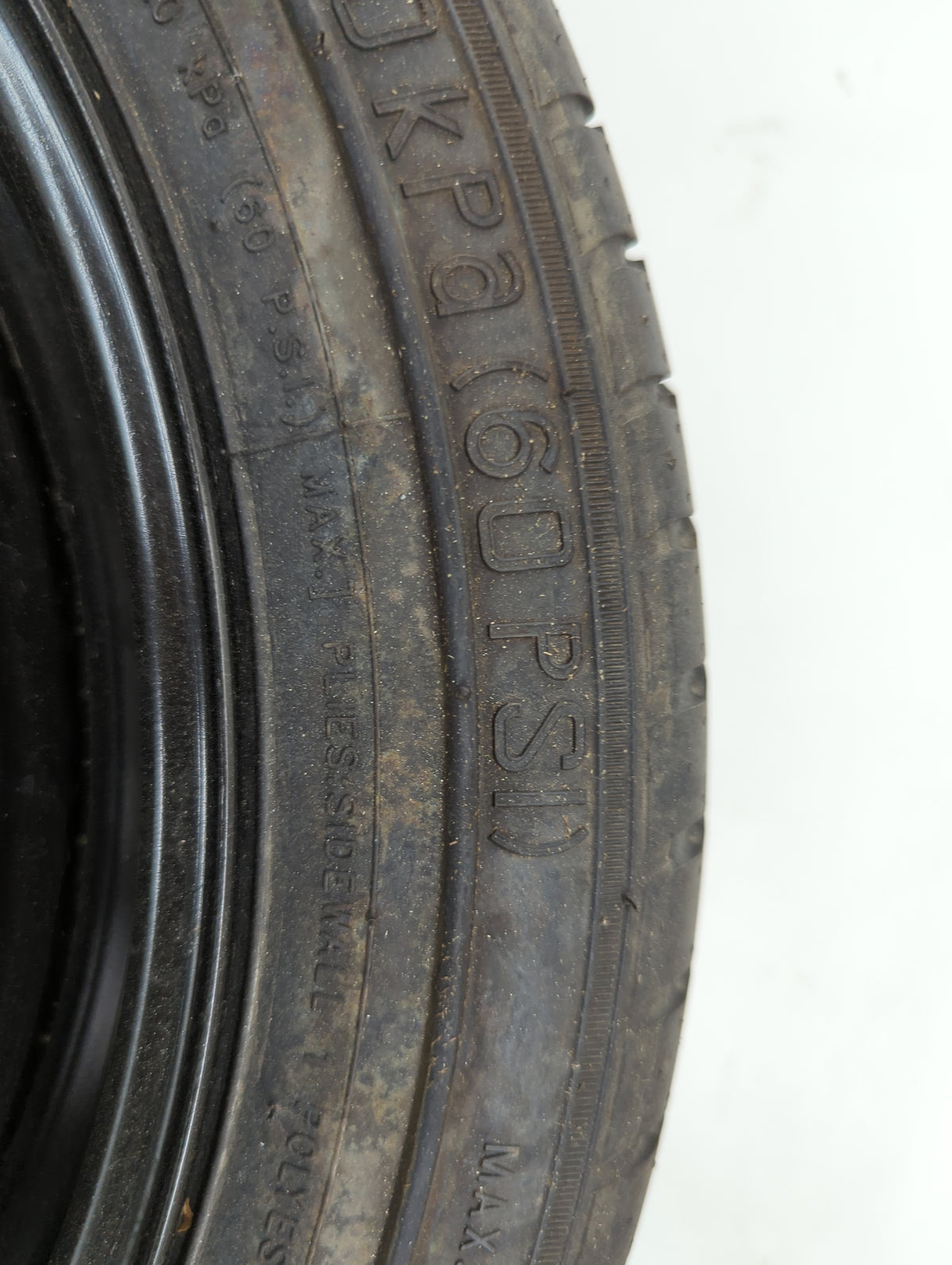 2023 Chevrolet Blazer Spare Donut Tire Wheel Rim Oem - Oemusedautoparts1.com