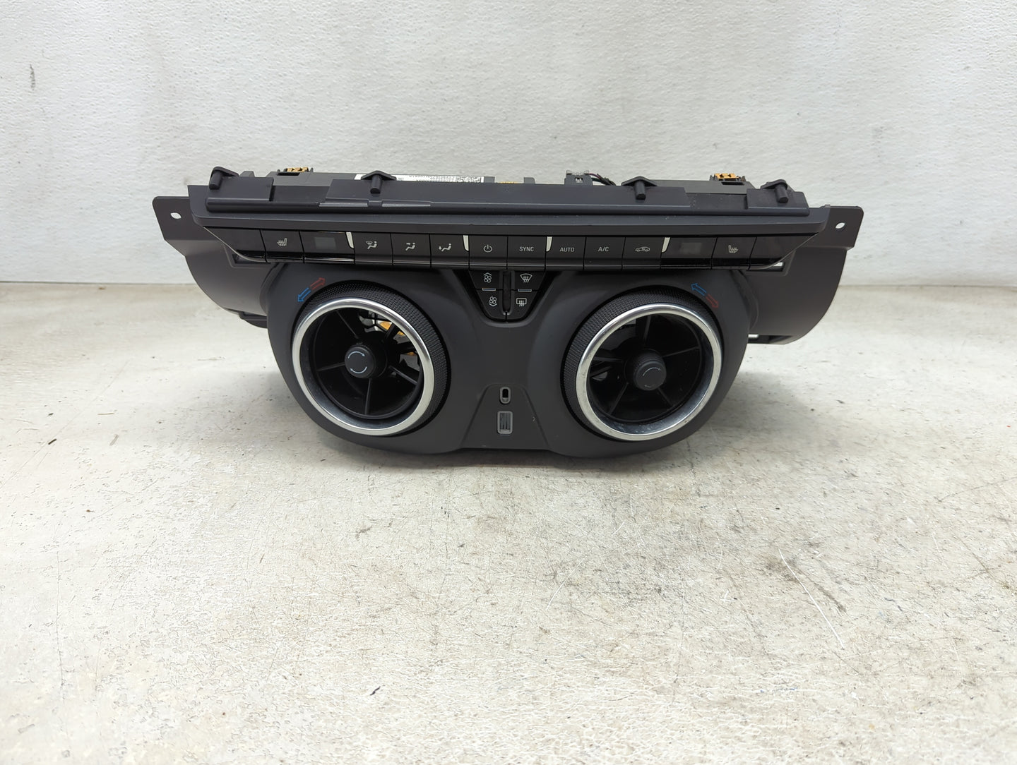 2019-2022 Chevrolet Blazer Climate Control Module Temperature AC/Heater Replacement P/N:84769061 7370200000000X Fits OEM Use