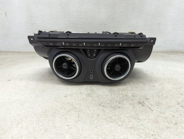 2019-2022 Chevrolet Blazer Climate Control Module Temperature AC/Heater Replacement P/N:84769061 7370200000000X Fits OEM Use
