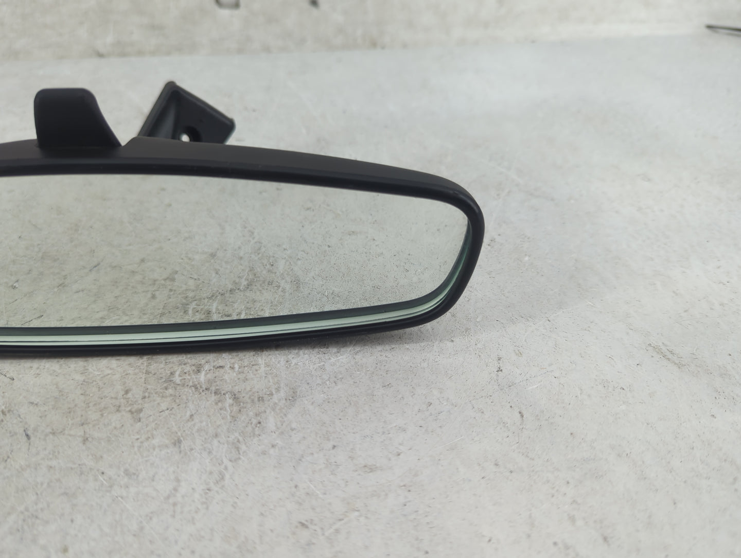 2019-2022 Chevrolet Blazer Interior Rear View Mirror Replacement OEM P/N:043098 P660 Fits OEM Used Auto Parts - Oemusedautop