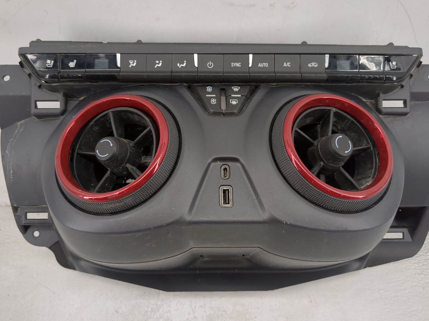 2019-2022 Chevrolet Blazer Climate Control Module Temperature AC/Heater Replacement P/N:84769064 Fits Fits 2019 2020 2021 20