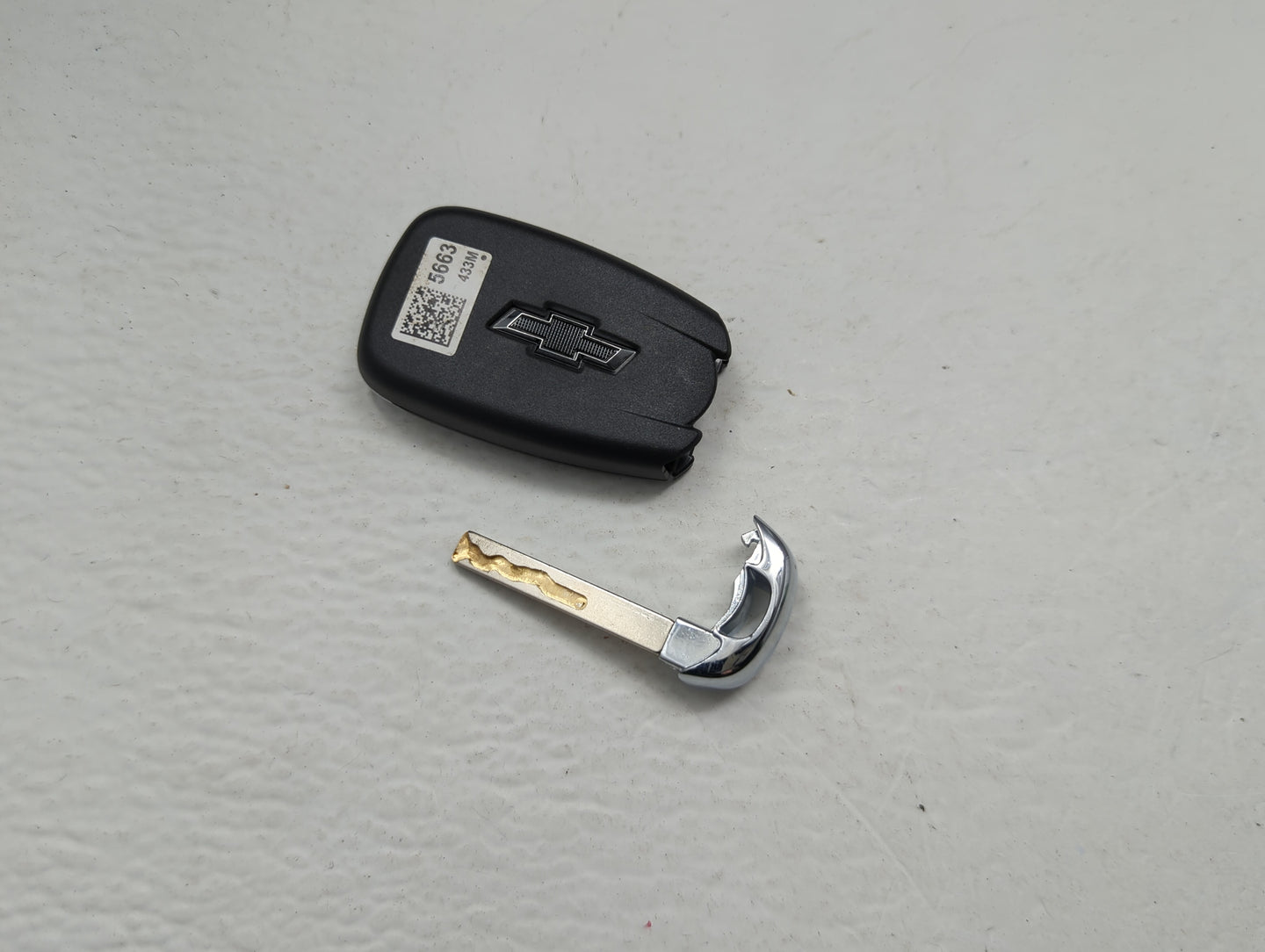 Chevrolet Bolt Ev Keyless Entry Remote Fob HYQ4ES 13535663 | 13547839 5 buttons - Oemusedautoparts1.com