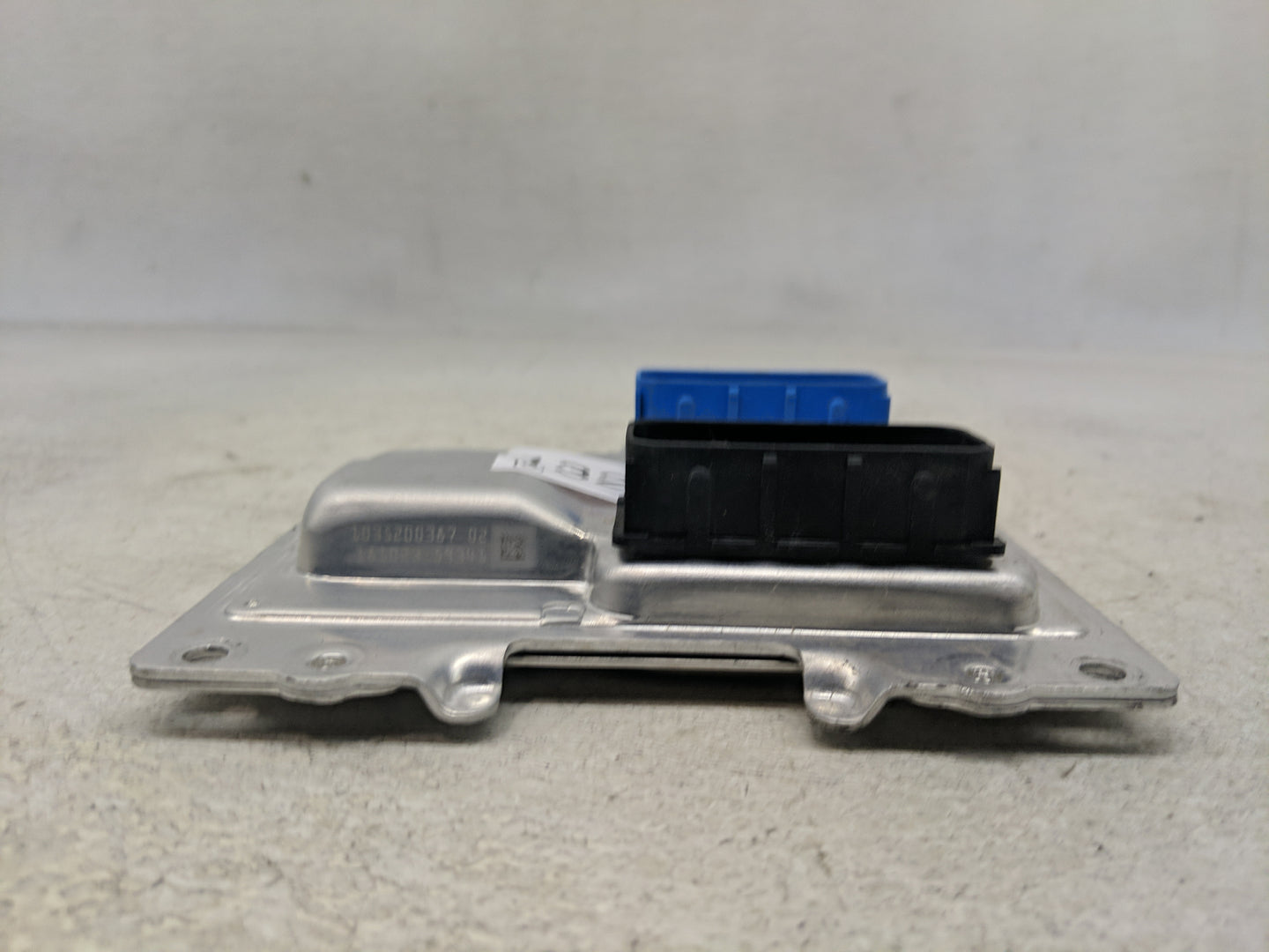 2023 Chevrolet Bolt Ev Body Control Module Bcm Inner Cabin Fuse Box - Oemusedautoparts1.com
