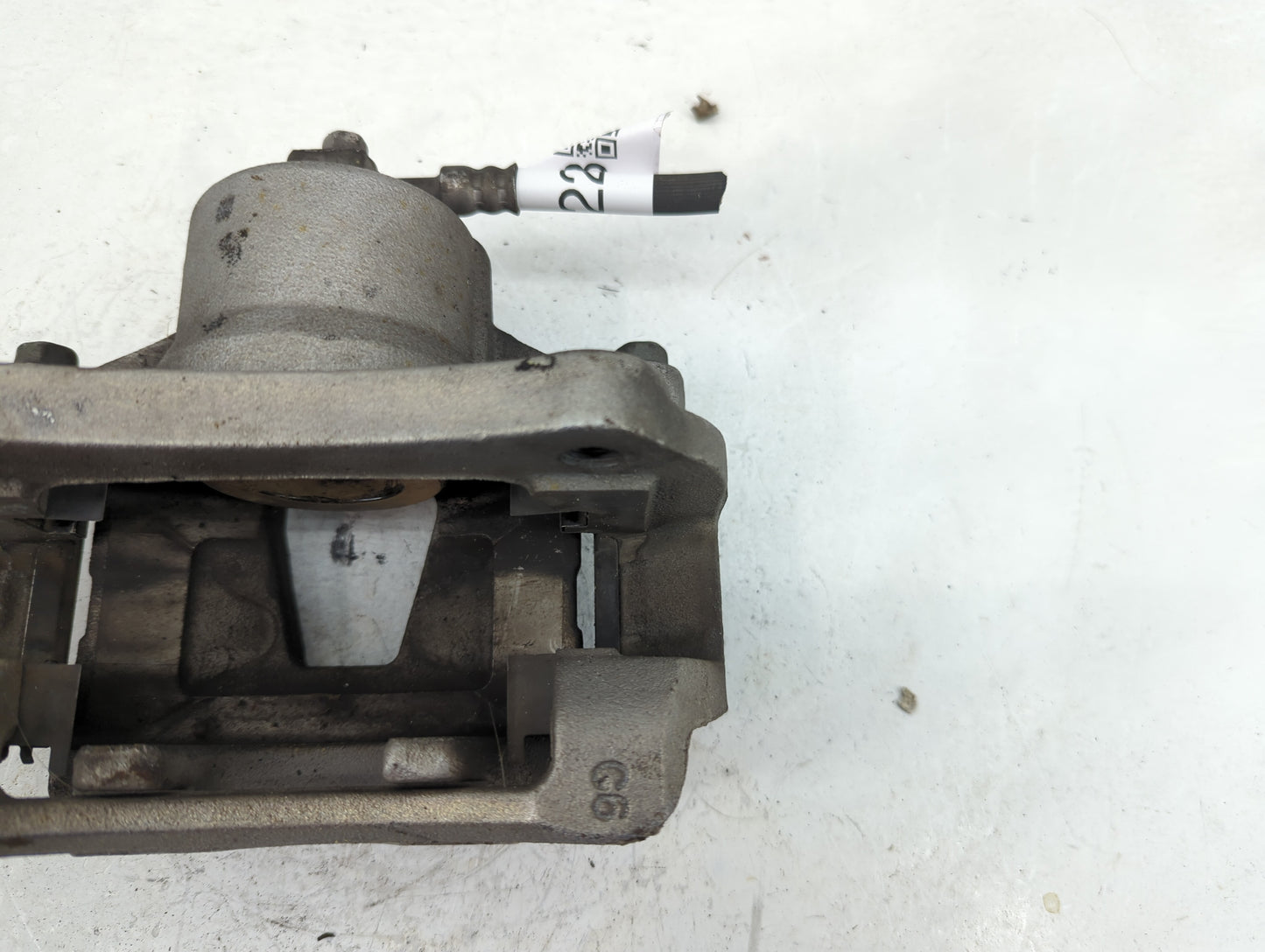 2023 Chevrolet Bolt Ev Front Passenger Right Brake Caliper - Oemusedautoparts1.com