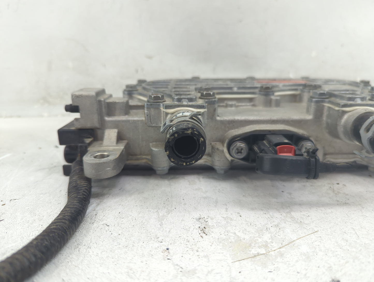 2023 Chevrolet Bolt Ev Hybrid DC Synergy Drive Power Inverter P/N:24048256 Fits OEM Used Auto Parts - Oemusedautoparts1.com
