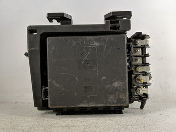 2021 Chevrolet Camaro Fusebox Fuse Box Panel Relay Module P/N:13468935 Fits OEM Used Auto Parts - Oemusedautoparts1.com