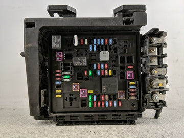 2021 Chevrolet Camaro Fusebox Fuse Box Panel Relay Module P/N:13468935 Fits OEM Used Auto Parts