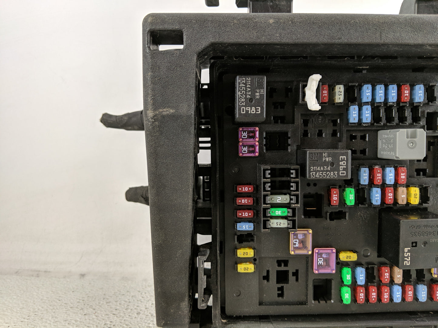 2021 Chevrolet Camaro Fusebox Fuse Box Panel Relay Module P/N:13468935 Fits OEM Used Auto Parts - Oemusedautoparts1.com