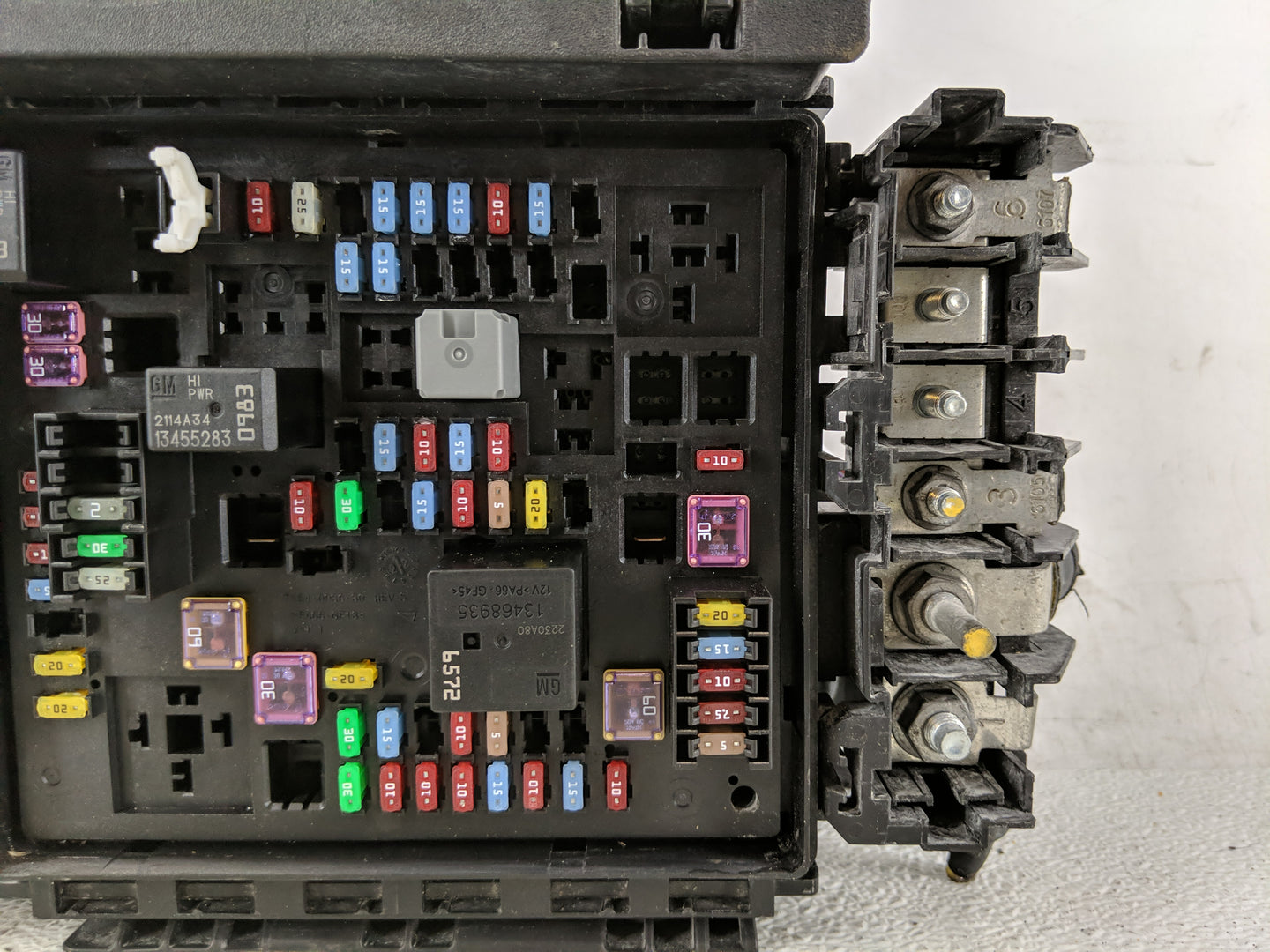 2021 Chevrolet Camaro Fusebox Fuse Box Panel Relay Module P/N:13468935 Fits OEM Used Auto Parts - Oemusedautoparts1.com