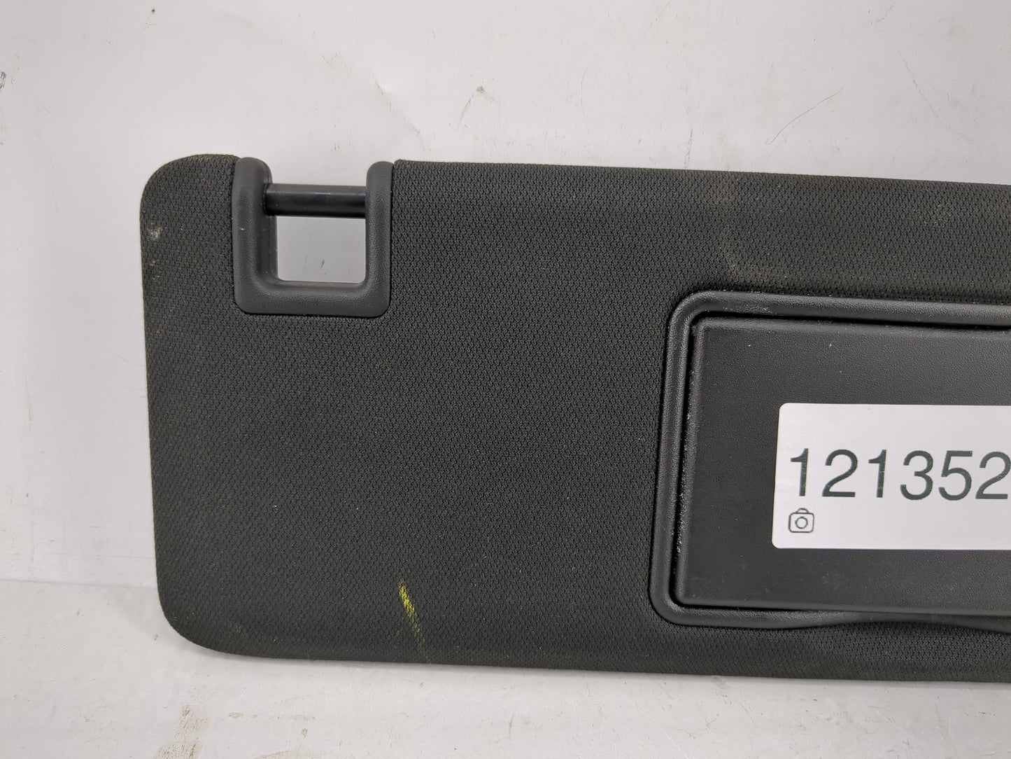 2021 Chevrolet Camaro Sun Visor Shade Replacement Passenger Right Mirror Fits OEM Used Auto Parts - Oemusedautoparts1.com