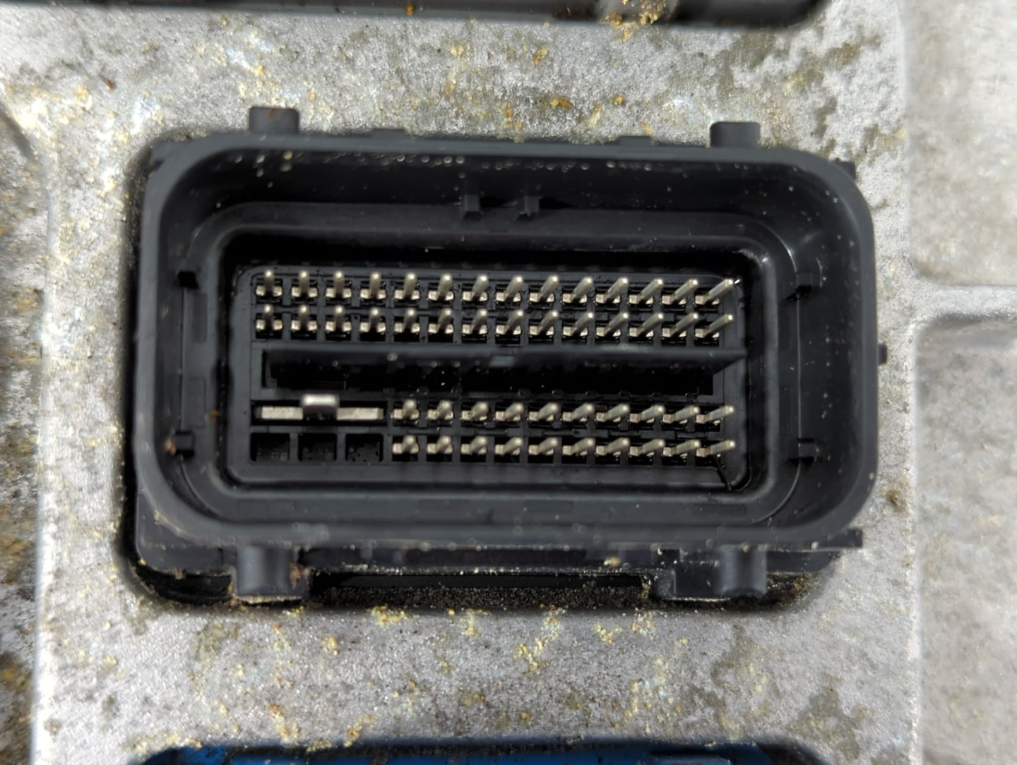 2021 Chevrolet Camaro PCM Engine Control Computer ECU ECM PCU OEM P/N:12727139 Fits Fits 2020 2022 OEM Used Auto Parts - Oem