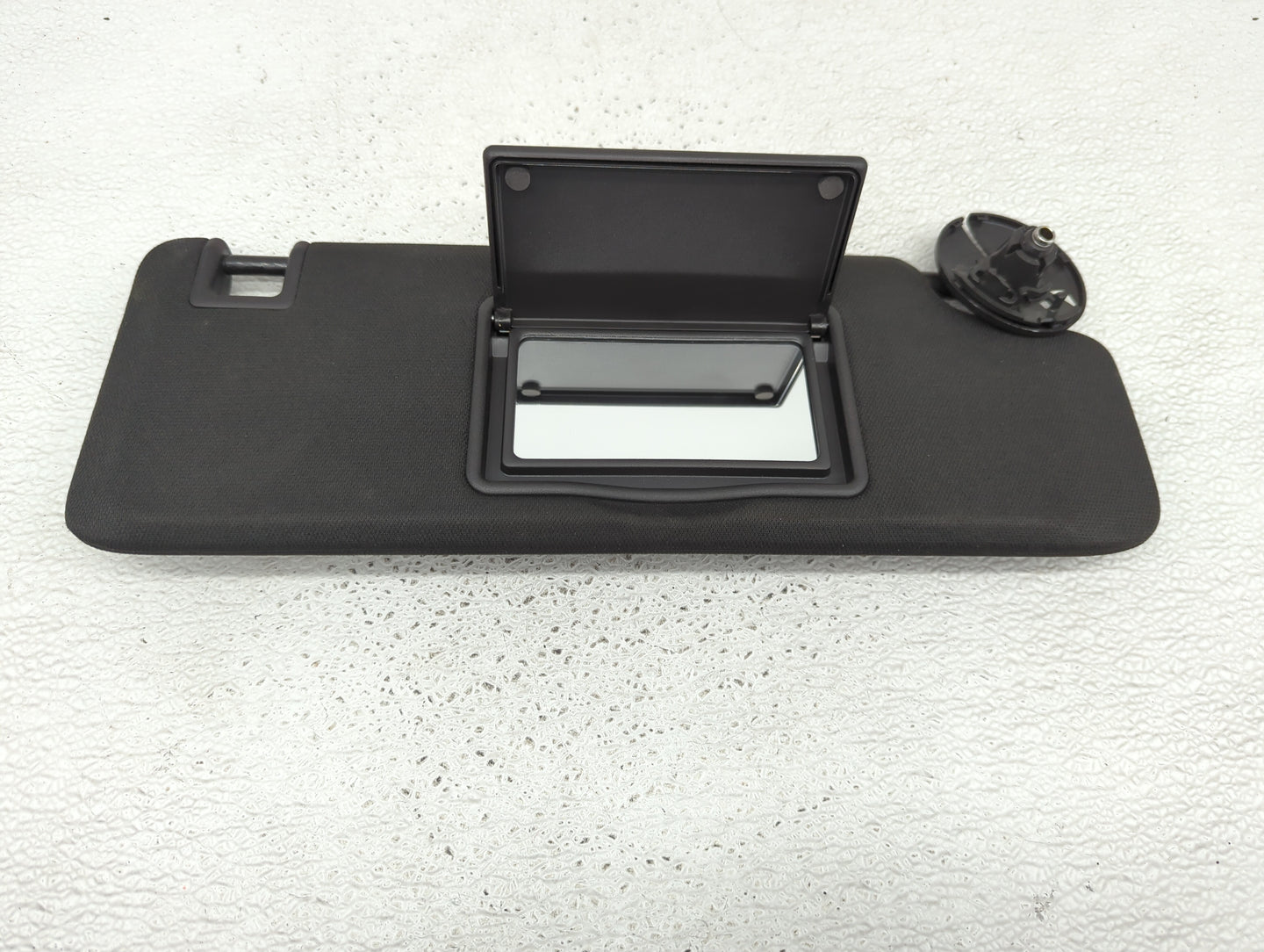 2021 Chevrolet Camaro Sun Visor Shade Replacement Passenger Right Mirror Fits OEM Used Auto Parts - Oemusedautoparts1.com