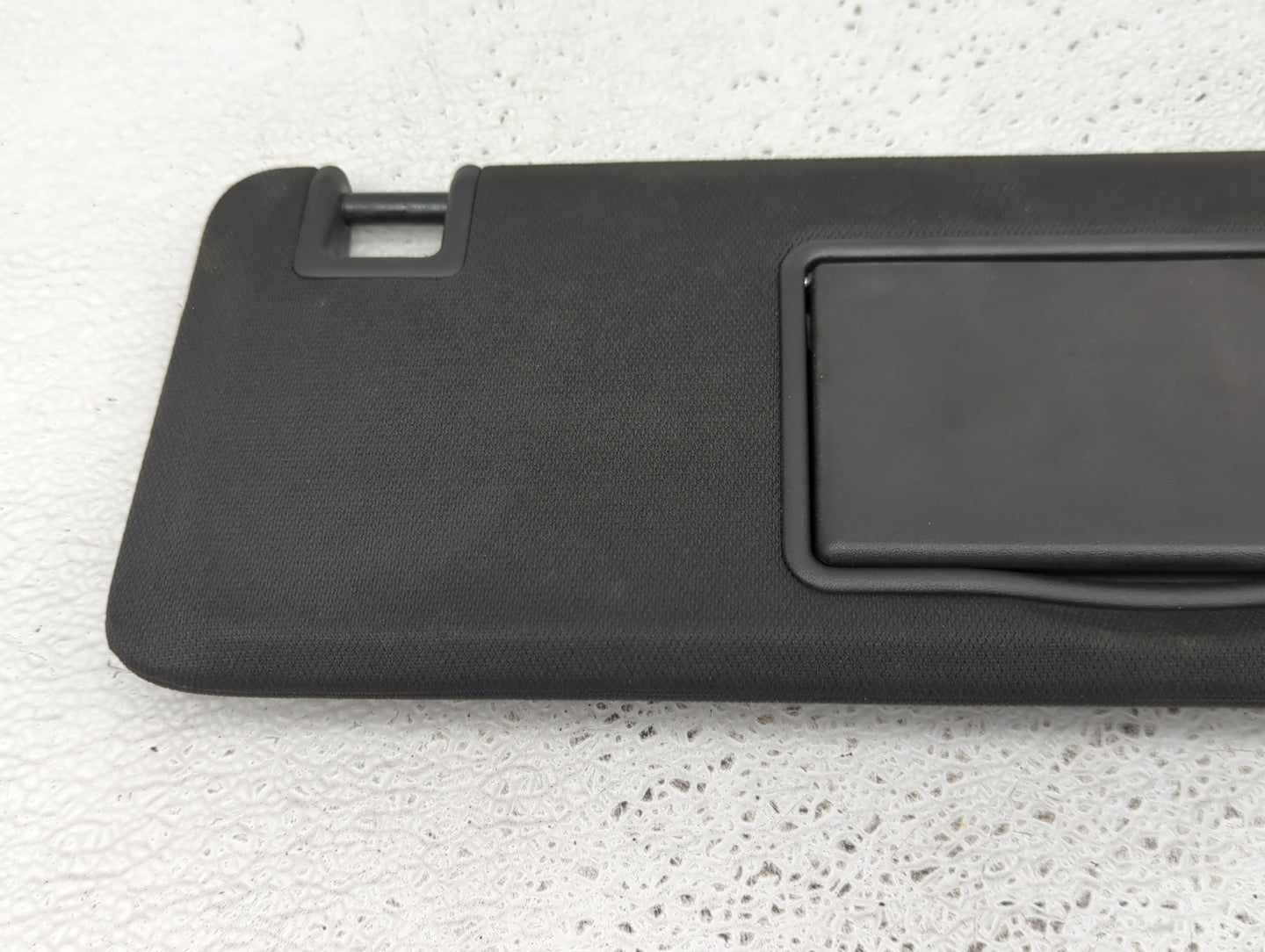 2021 Chevrolet Camaro Sun Visor Shade Replacement Passenger Right Mirror Fits OEM Used Auto Parts - Oemusedautoparts1.com