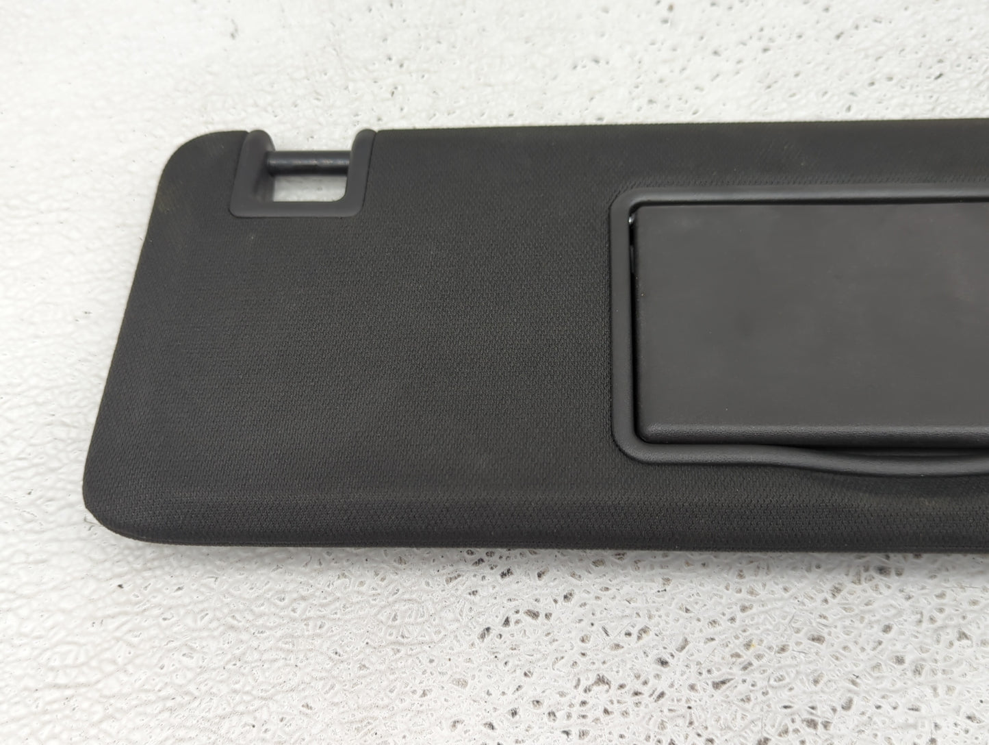 2021 Chevrolet Camaro Sun Visor Shade Replacement Passenger Right Mirror Fits OEM Used Auto Parts - Oemusedautoparts1.com
