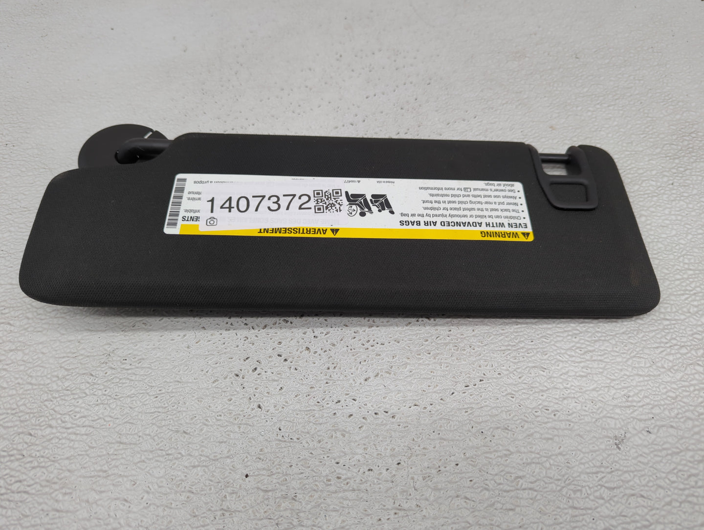2021 Chevrolet Camaro Sun Visor Shade Replacement Passenger Right Mirror Fits OEM Used Auto Parts - Oemusedautoparts1.com