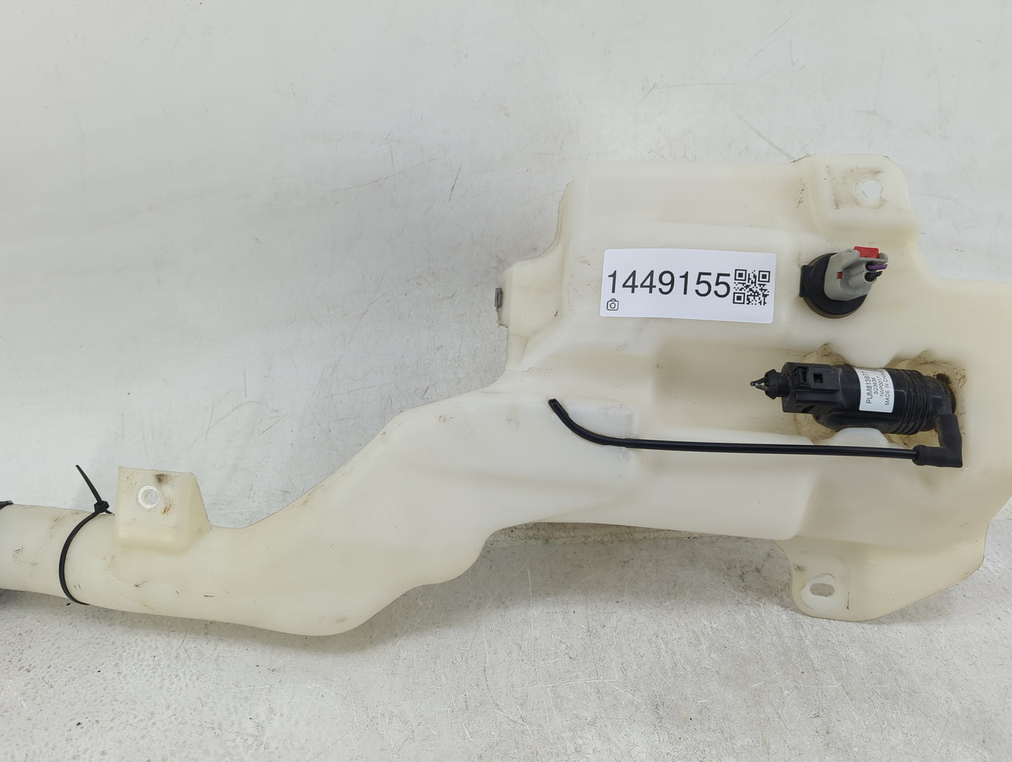 2016 Chevrolet Camaro Radiator Coolant Overflow Expansion Tank Bottle 1449155 - Oemusedautoparts1.com