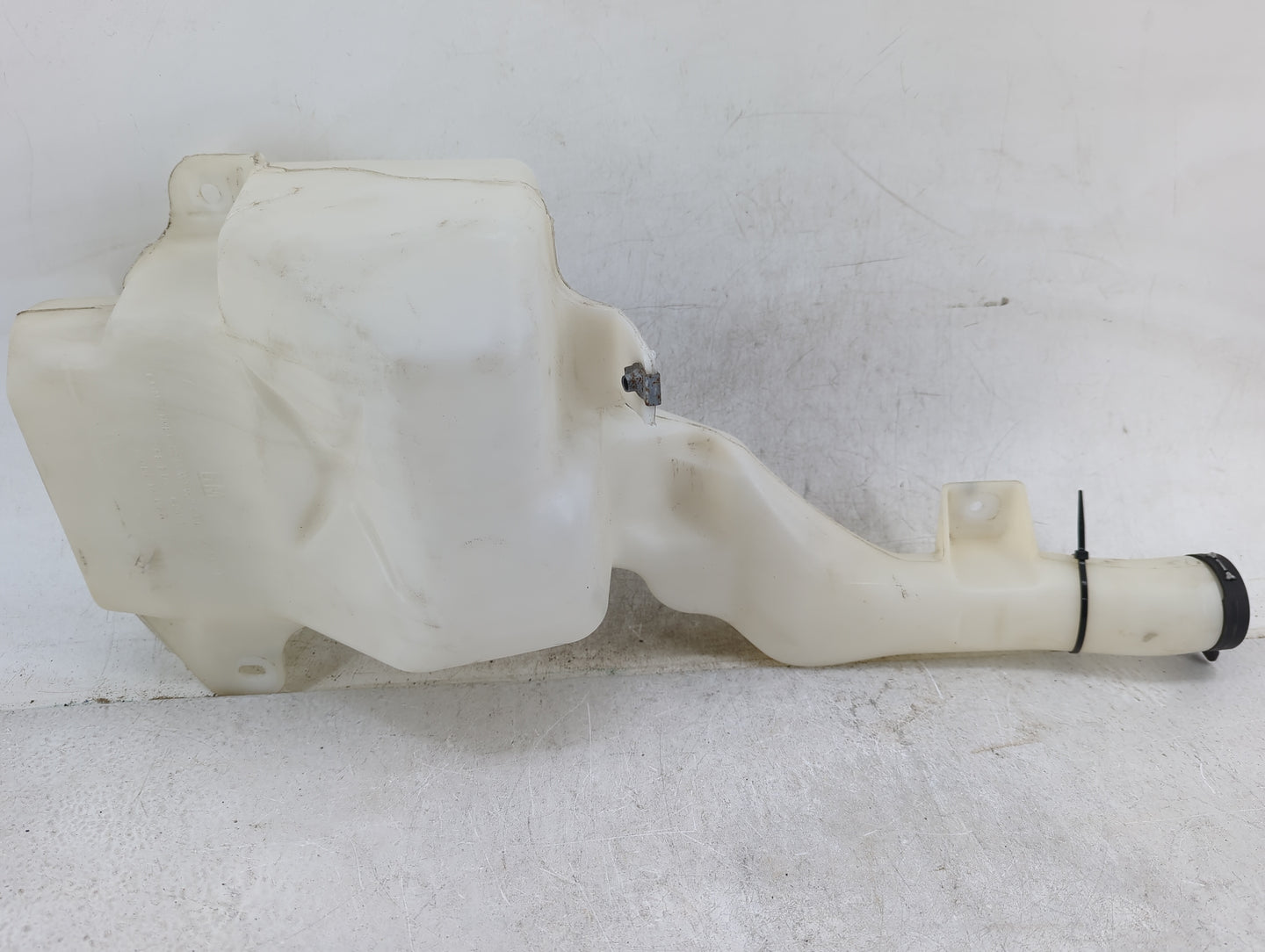 2016 Chevrolet Camaro Radiator Coolant Overflow Expansion Tank Bottle 1449155 - Oemusedautoparts1.com
