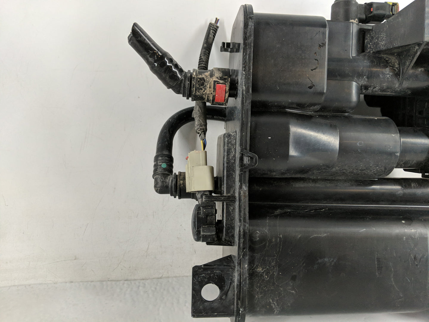 2023 Chevrolet Equinox Fuel Vapor Charcoal Canister - Oemusedautoparts1.com