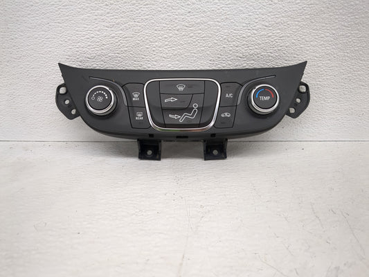 2023 Chevrolet Equinox Climate Control Module Temperature AC/Heater Replacement P/N:84422503 Fits OEM Used Auto Parts - Oemu