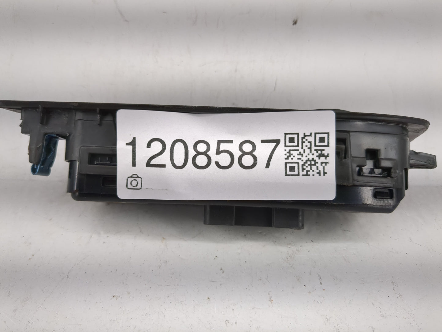 2018-2022 Chevrolet Equinox Master Power Window Switch Replacement Driver Side Left P/N:84513464 Fits OEM Used Auto Parts - 