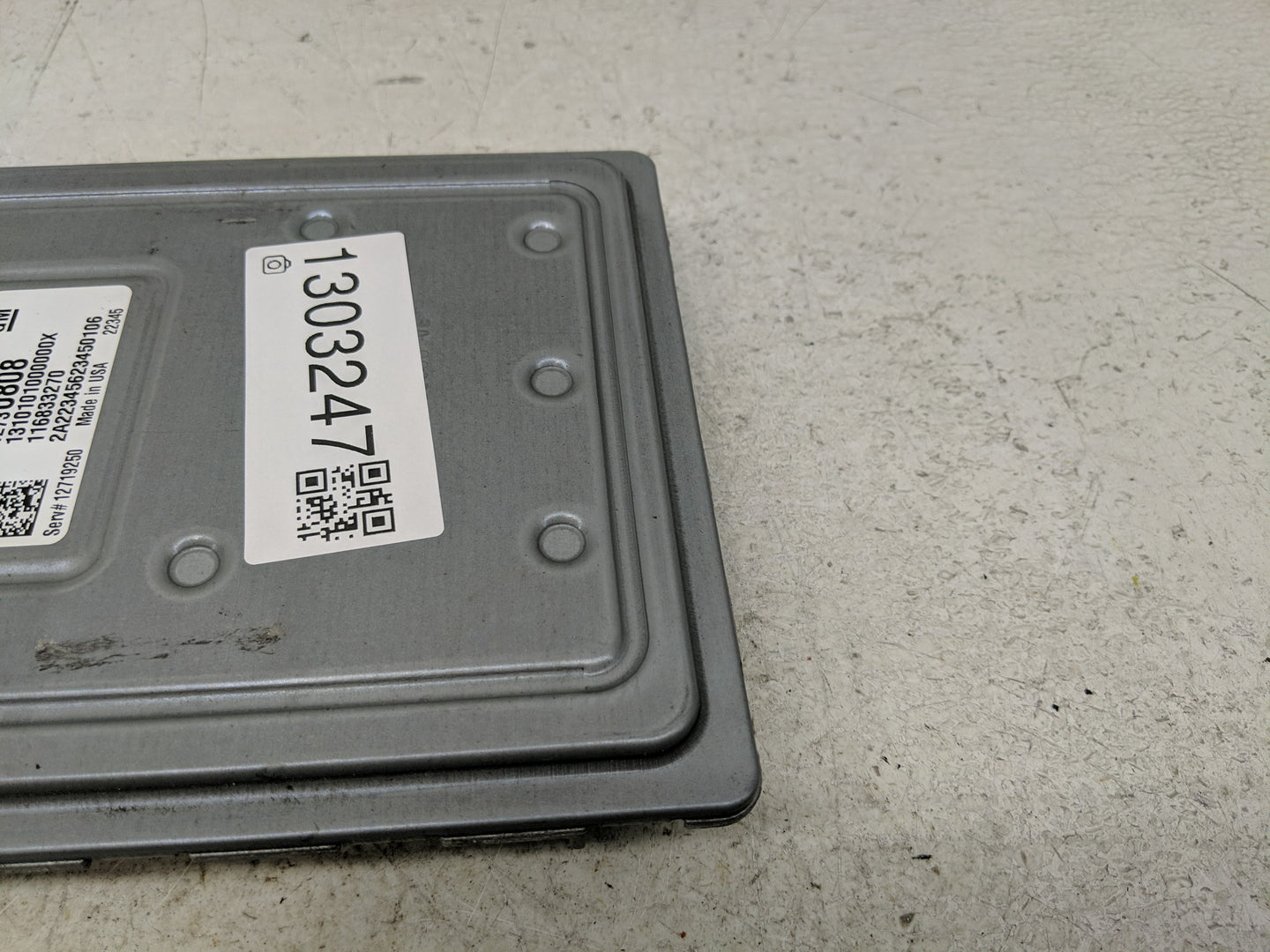 2020-2022 Chevrolet Equinox PCM Engine Control Computer ECU ECM PCU OEM P/N:116833270 12730808 Fits Fits 2020 2021 2022 OEM 