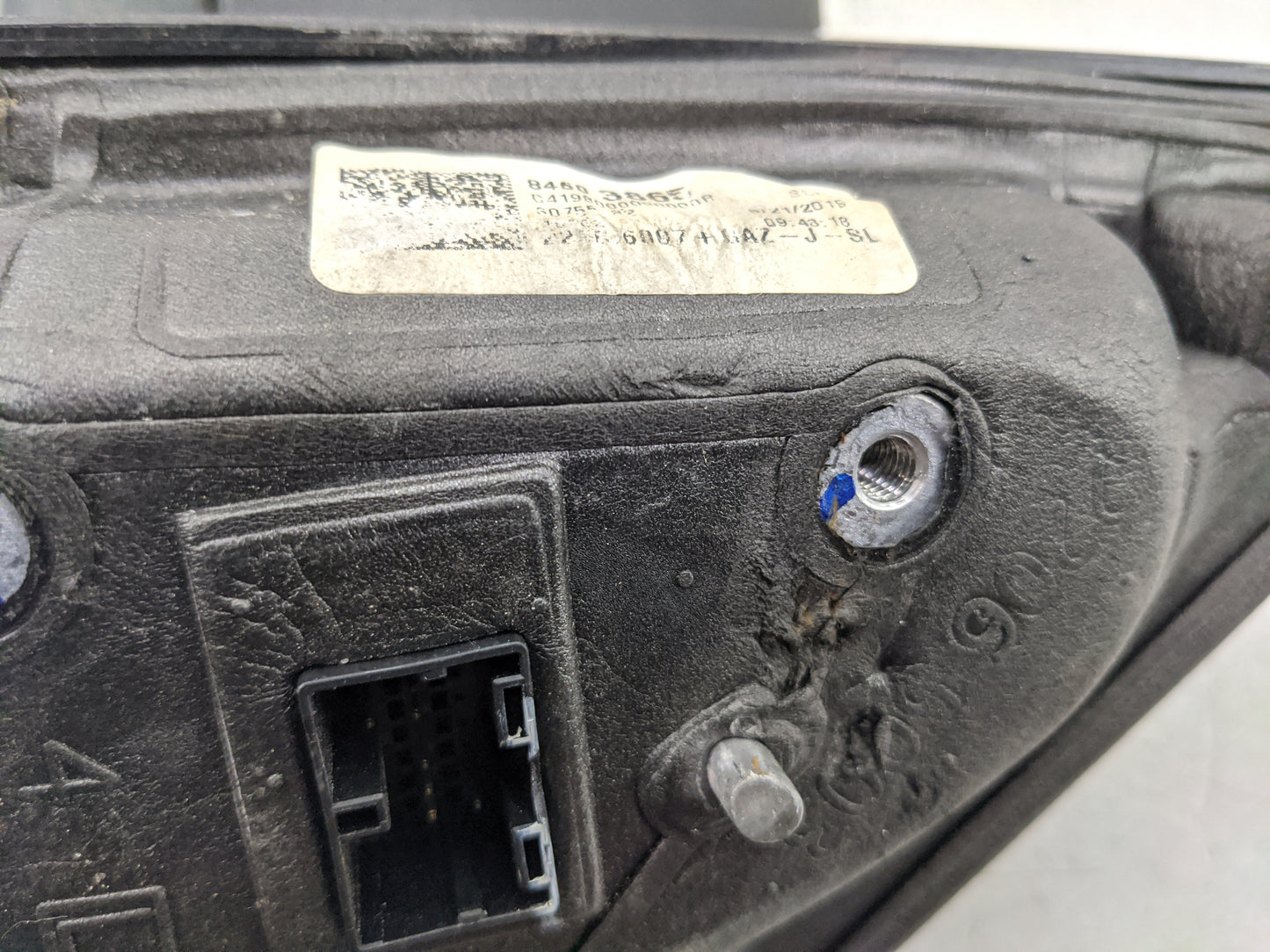 2018-2022 Chevrolet Equinox Driver Side View Mirror - Left Door Mirror OEM Used - Oemusedautoparts1.com