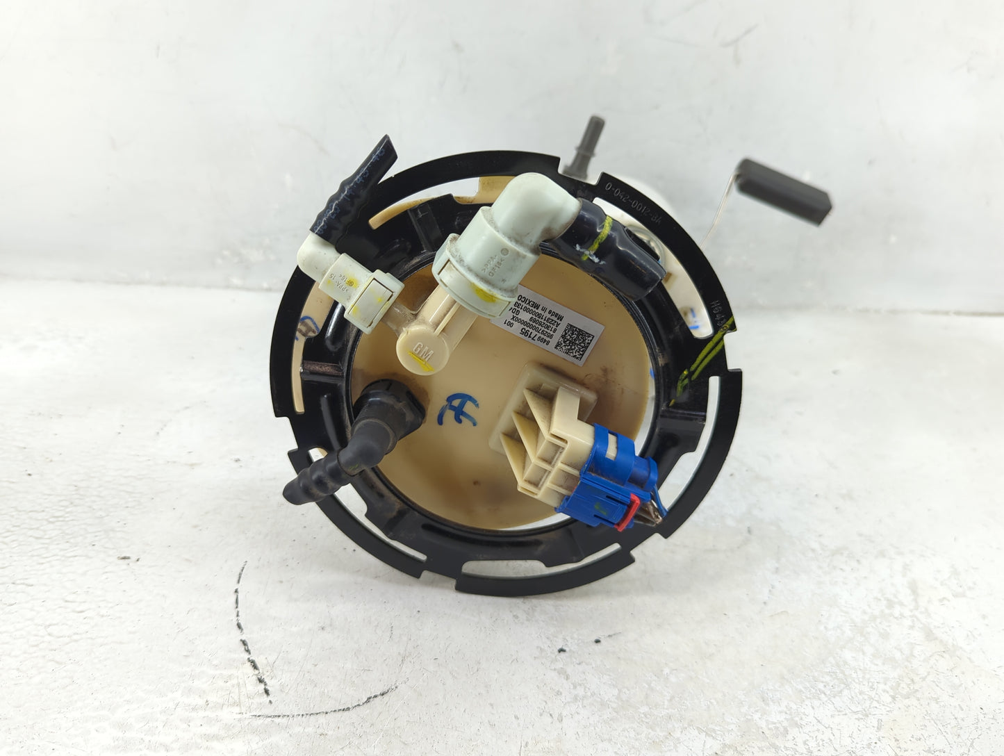 2020-2022 Chevrolet Equinox Electrical Gas Fuel Pump Assembly - Oemusedautoparts1.com
