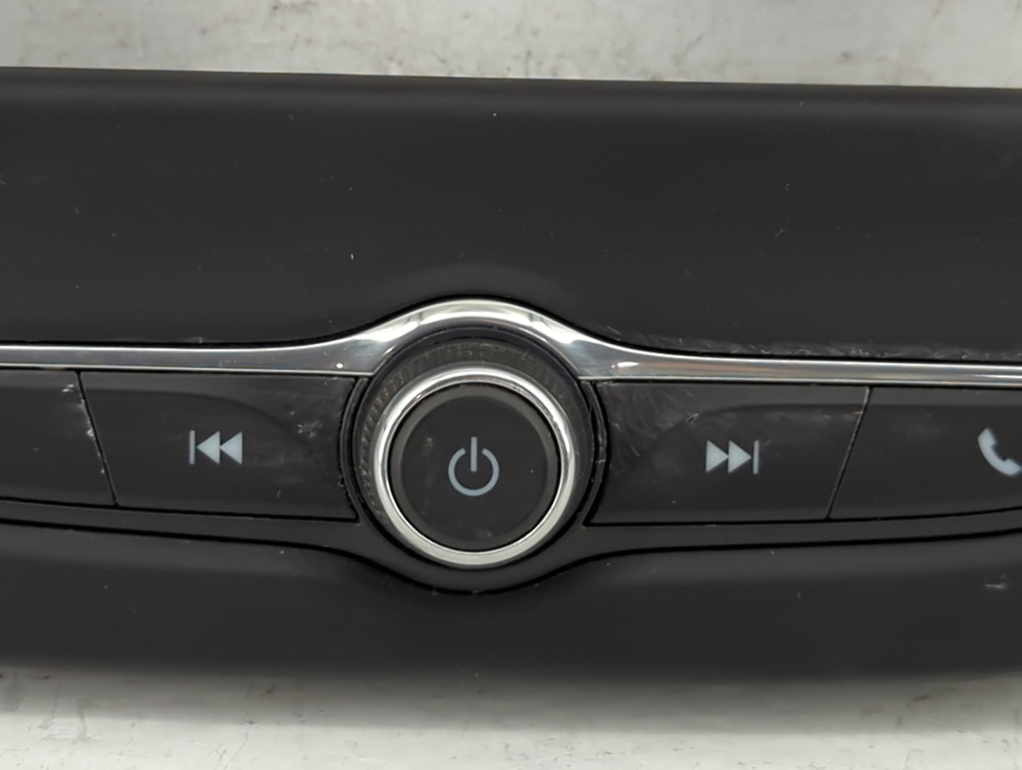 2023 Chevrolet Equinox Radio Control Panel - Oemusedautoparts1.com