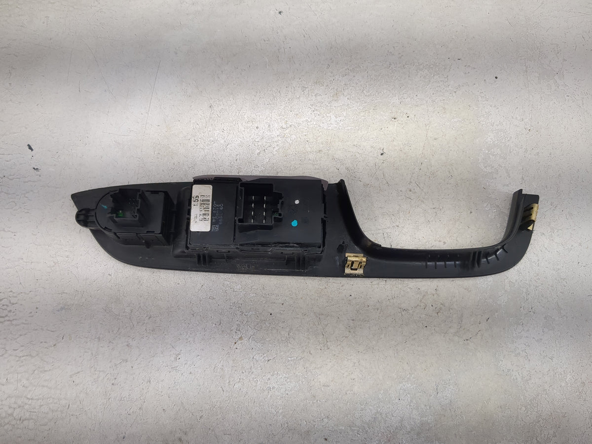 2023 Chevrolet Equinox Master Power Window Switch Replacement Driver Side Left Fits OEM Used Auto Parts - Oemusedautoparts1.
