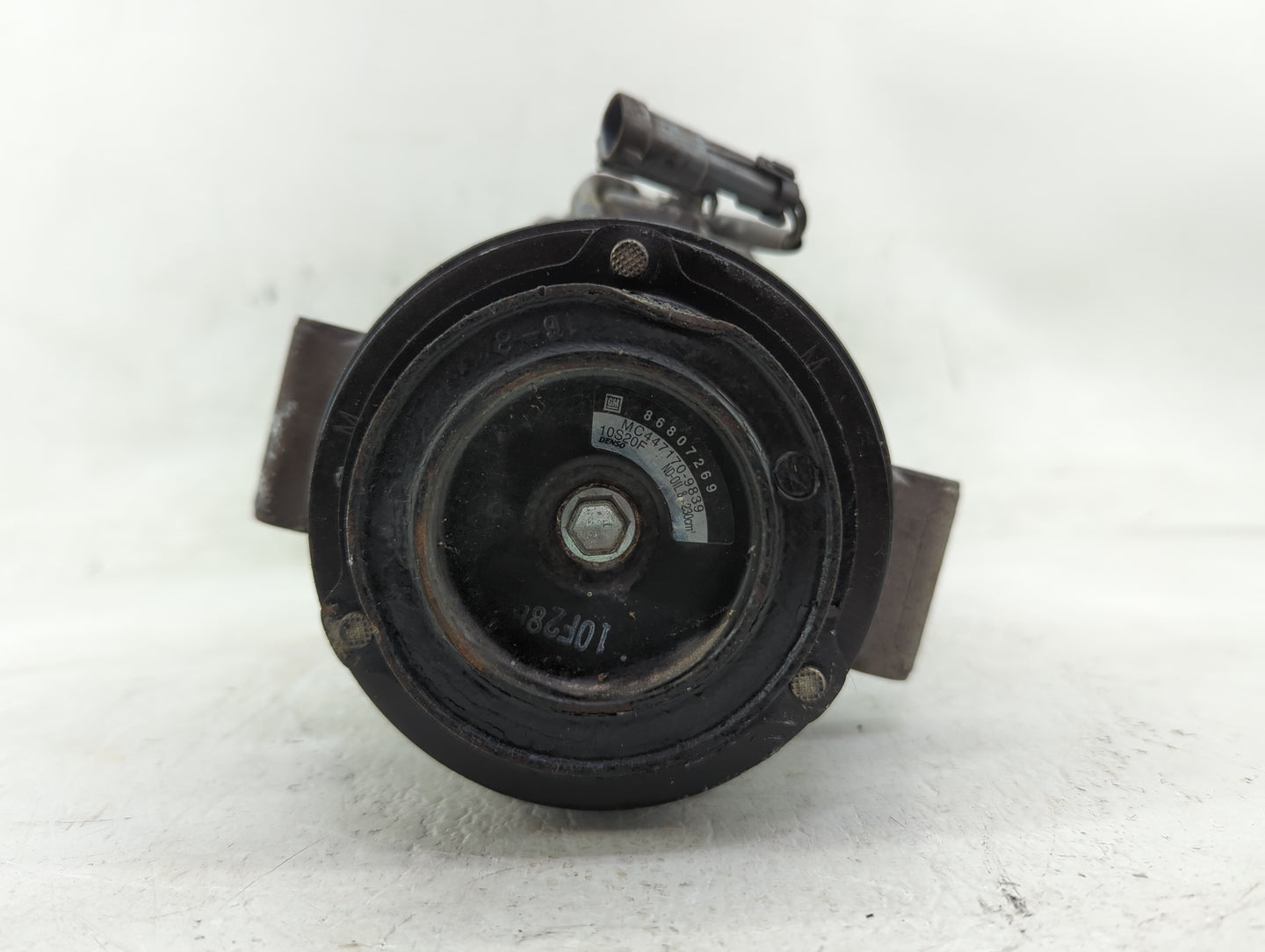 2017-2021 Chevrolet Express 2500 Air Conditioning A/c Ac Compressor Oem - Oemusedautoparts1.com