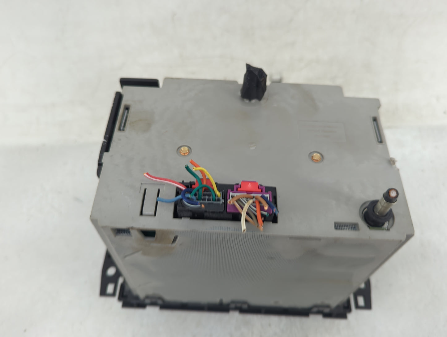 2015-2021 Chevrolet Express 2500 Radio AM FM Cd Player Receiver Replacement P/N:85586031 Fits OEM Used Auto Parts - Oemuseda