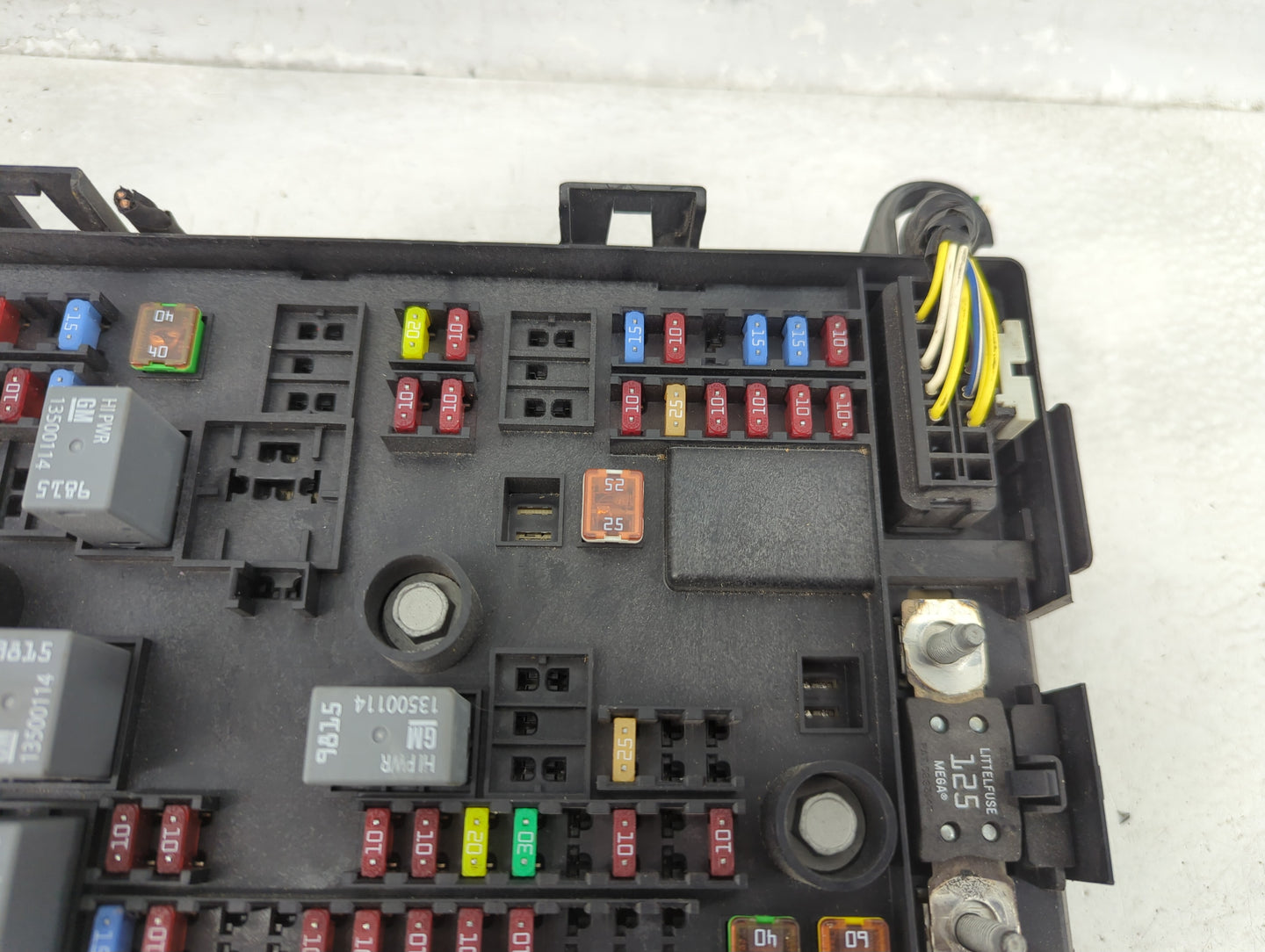 2021 Chevrolet Express 2500 Fusebox Fuse Box Panel Relay Module P/N:84794657 Fits OEM Used Auto Parts - Oemusedautoparts1.co