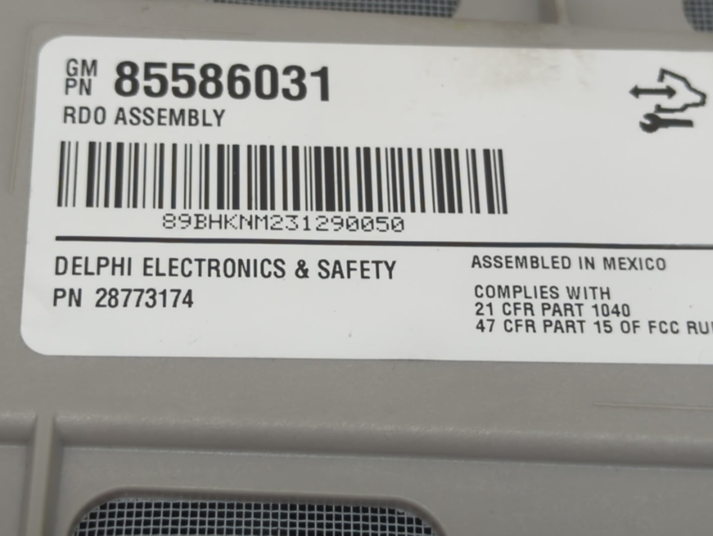2015-2021 Chevrolet Express 2500 Radio AM FM Cd Player Receiver Replacement P/N:85586031 28773174 Fits OEM Used Auto Parts -