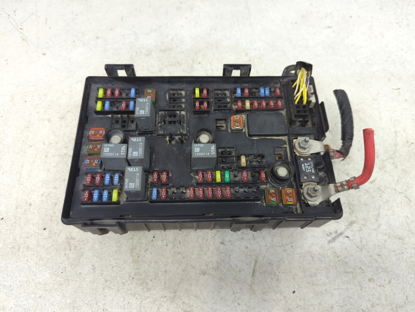 2021 Chevrolet Express 2500 Fusebox Fuse Box Panel Relay Module P/N:84794650 13500114 Fits OEM Used Auto Parts - Oemusedauto