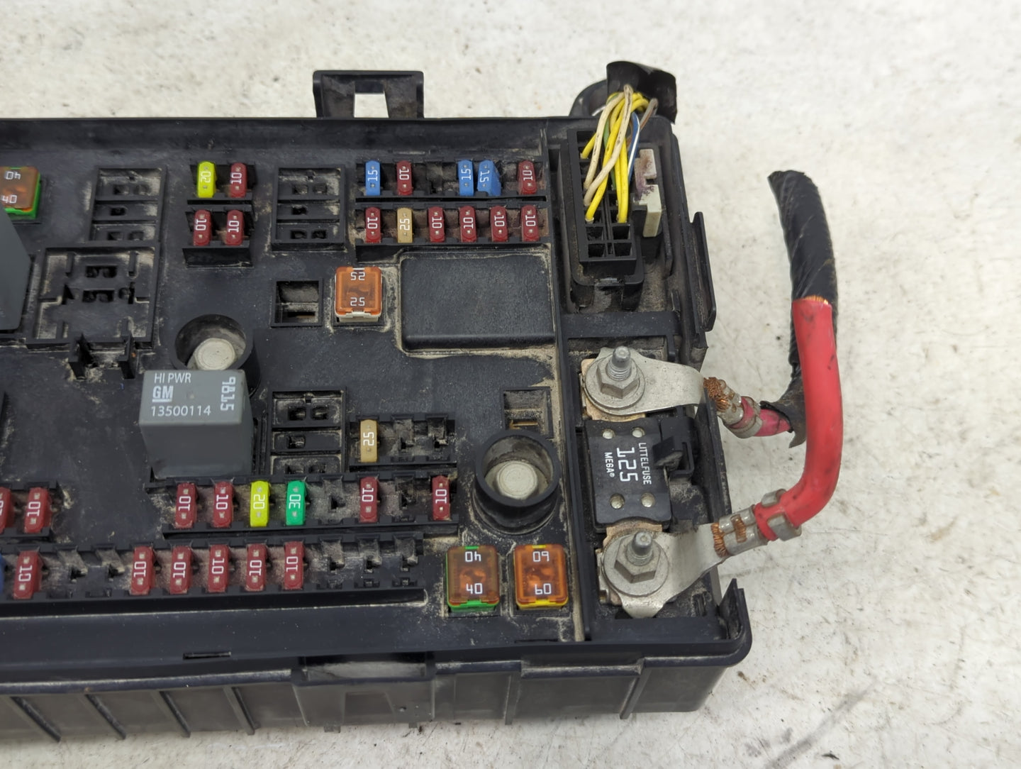 2021 Chevrolet Express 2500 Fusebox Fuse Box Panel Relay Module P/N:84794650 13500114 Fits OEM Used Auto Parts - Oemusedauto