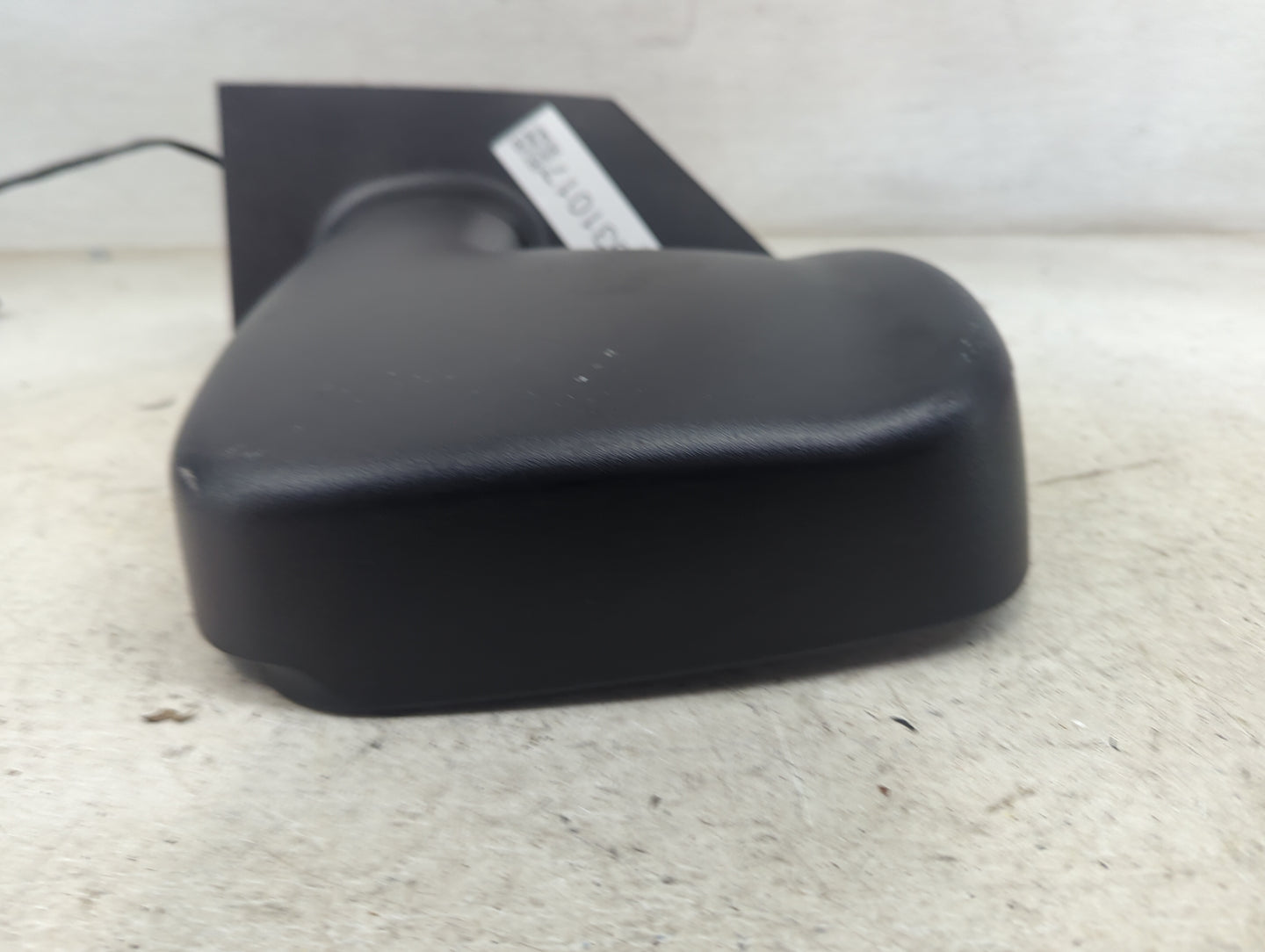 2008-2021 Chevrolet Express 2500 Driver Side View Mirror - Left Door Mirror OEM Used - Oemusedautoparts1.com