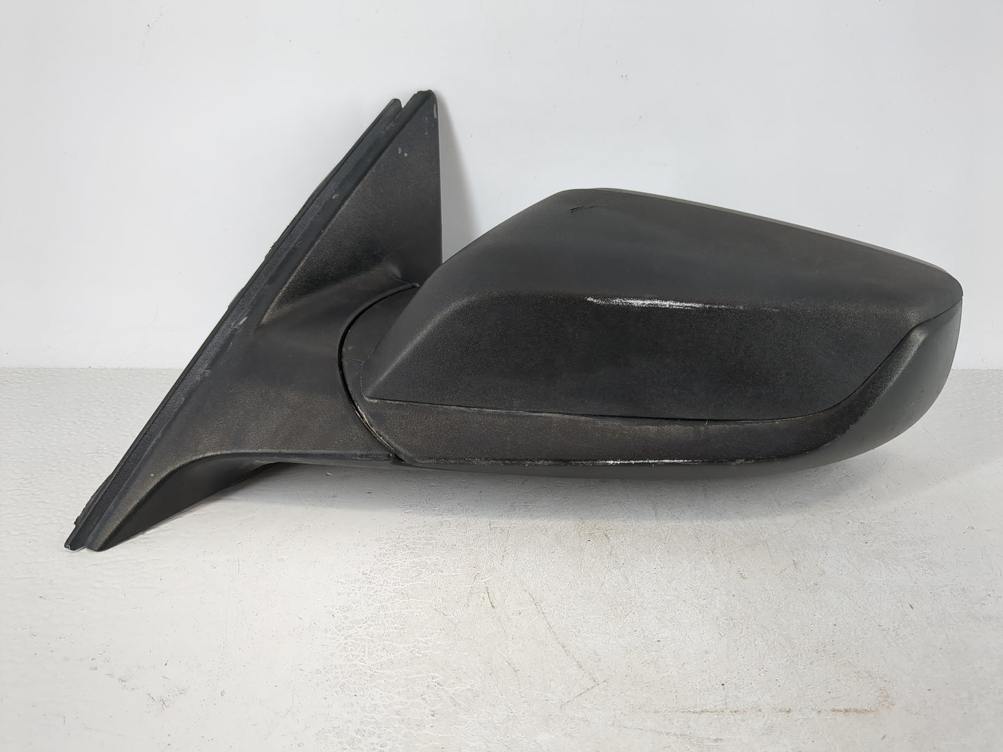 2016-2021 Chevrolet Malibu Driver Side View Mirror - Left Door Mirror OEM Used - Oemusedautoparts1.com