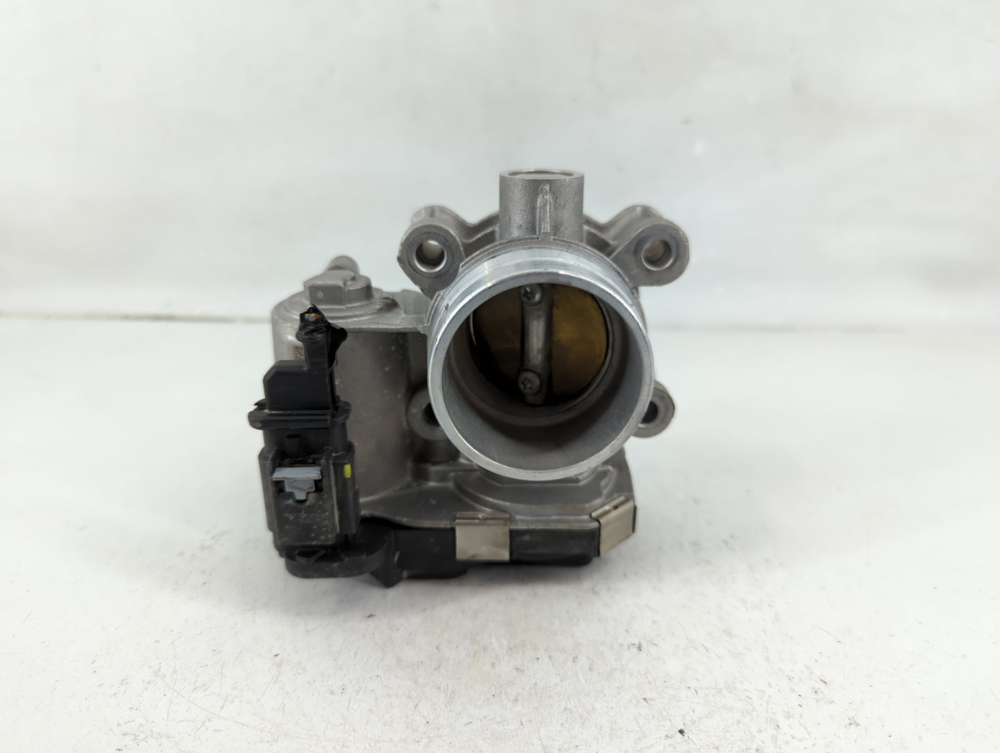 2016-2021 Chevrolet Malibu Throttle Body P/N:12671379AA Fits Fits 2016 2017 2018 2019 2020 2021 2022 OEM Used Auto Parts - O