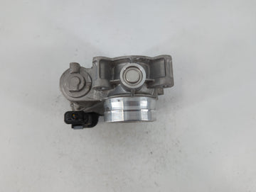 2016-2021 Chevrolet Malibu Throttle Body P/N:12671379AA Fits Fits 2016 2017 2018 2019 2020 2021 2022 OEM Used Auto Parts