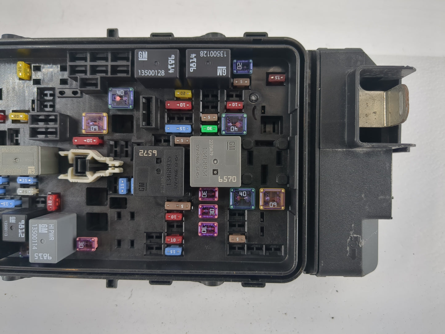 2023 Chevrolet Malibu Fusebox Fuse Box Panel Relay Module P/N:42830287 Fits OEM Used Auto Parts - Oemusedautoparts1.com